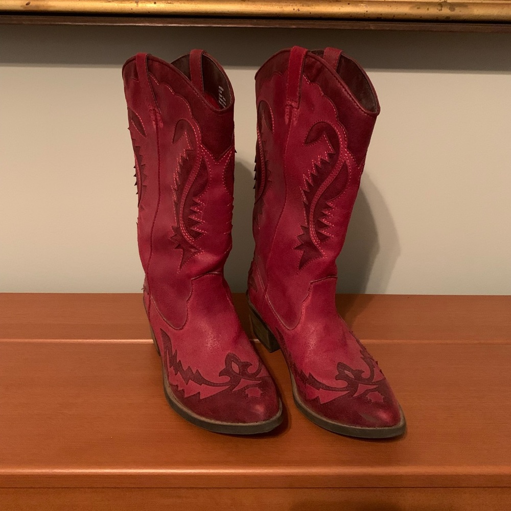 Red Boots